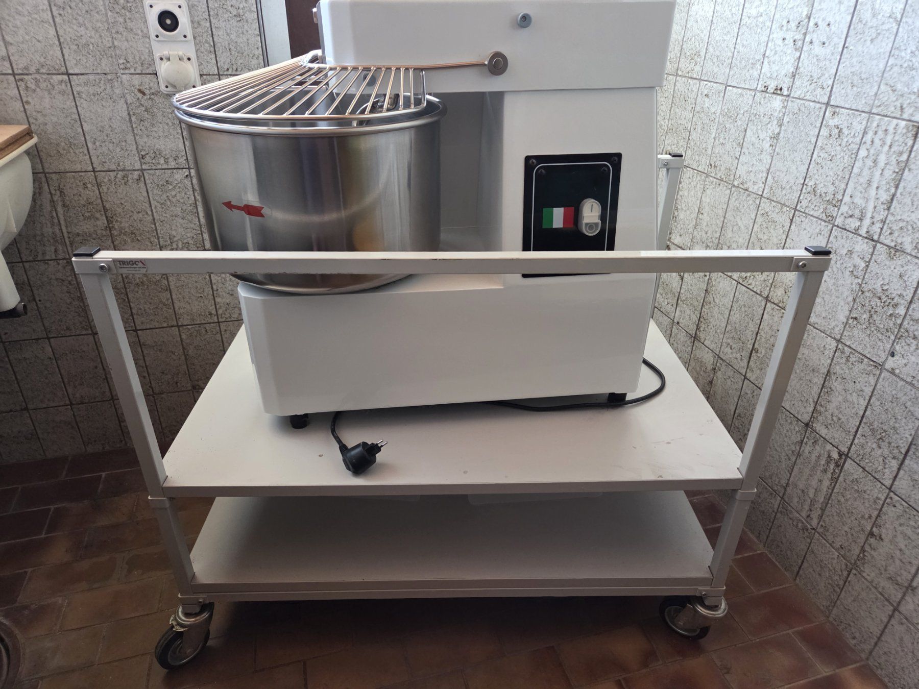 Appareils de cuisine: Teigknetmaschine – D'occasion à Villnachern par maxsheriff 3