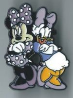 Mickey und Minnie Maus Pin