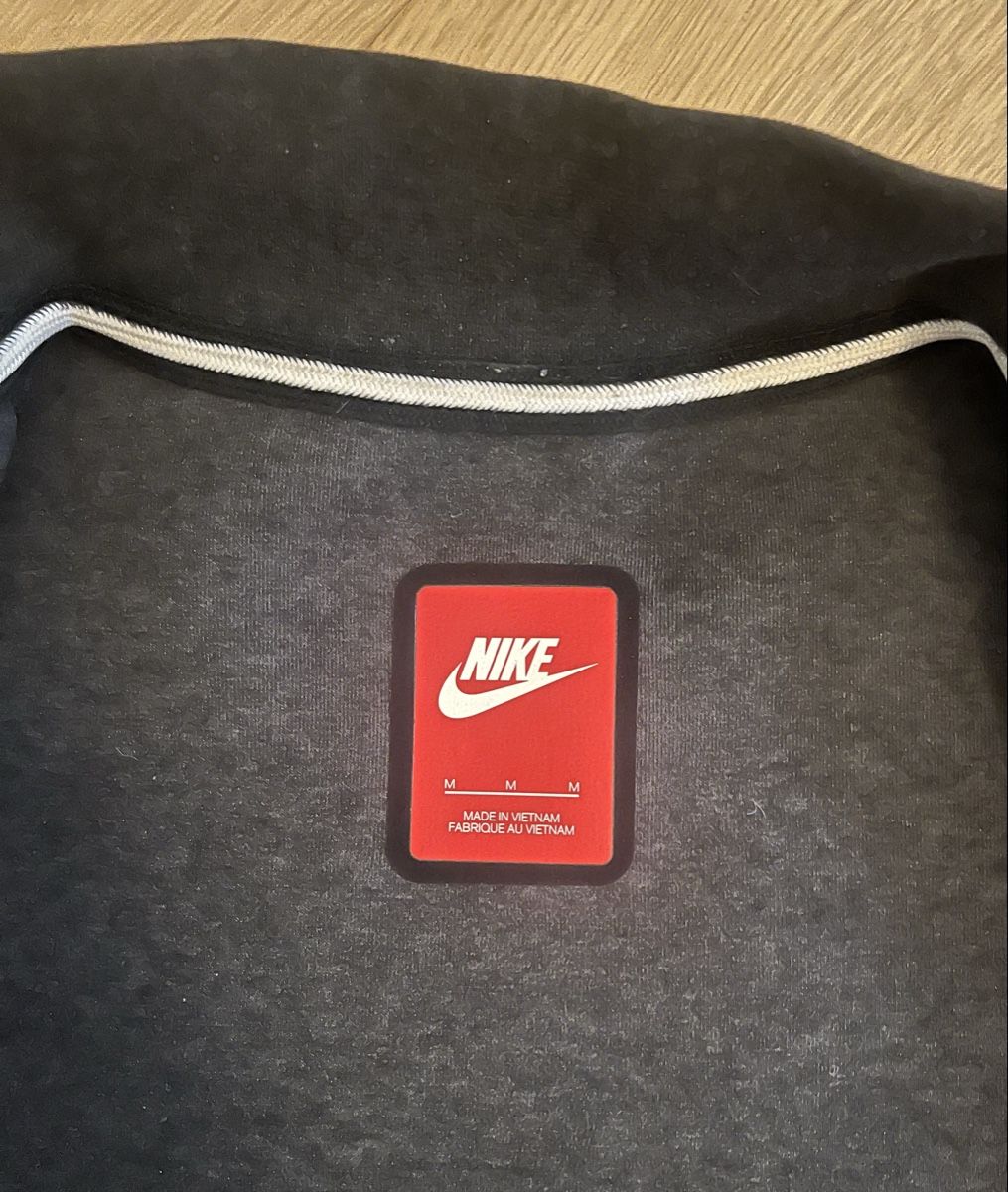 Nike Jacken: Nike Sweatjacke Gr. M – Gebraucht aus Bern von ronnymanki 3