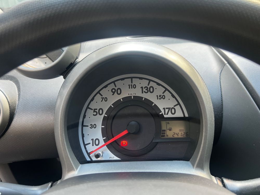 Peugeot Automobili: Peugeot 107, Jahrgang 2011 – Nur 25’000 km! Ab MFK – Usato da Adliswil venduto da BMWe39M5 8