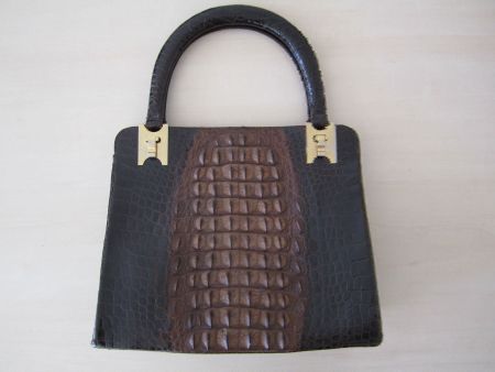 Sac vintage en crocodile de MODELL ROYAL