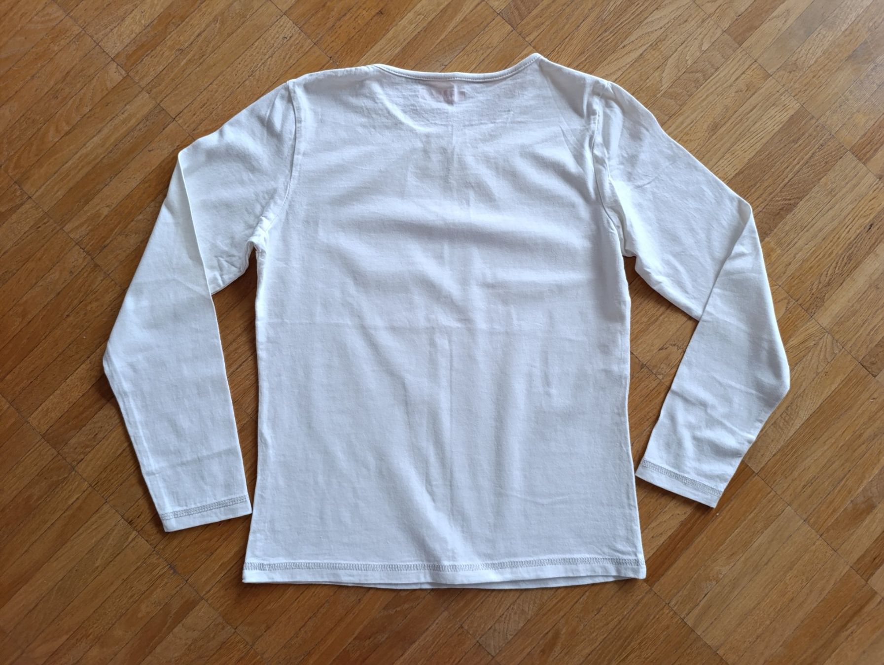 Hemden, T-Shirts & Polos: Mädchen Langarm T-Shirt Gr 146 – Gebraucht aus Zürich von mir_2kjl 1