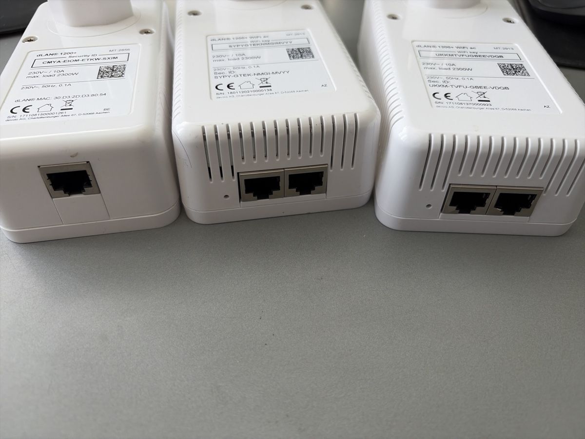 Devolo Lecteurs & Adaptateurs: Devolo dLAN 1200+ WiFi ac Powerline Set 3 Adapter – D'occasion à Lotzwil par ste_h66q 2