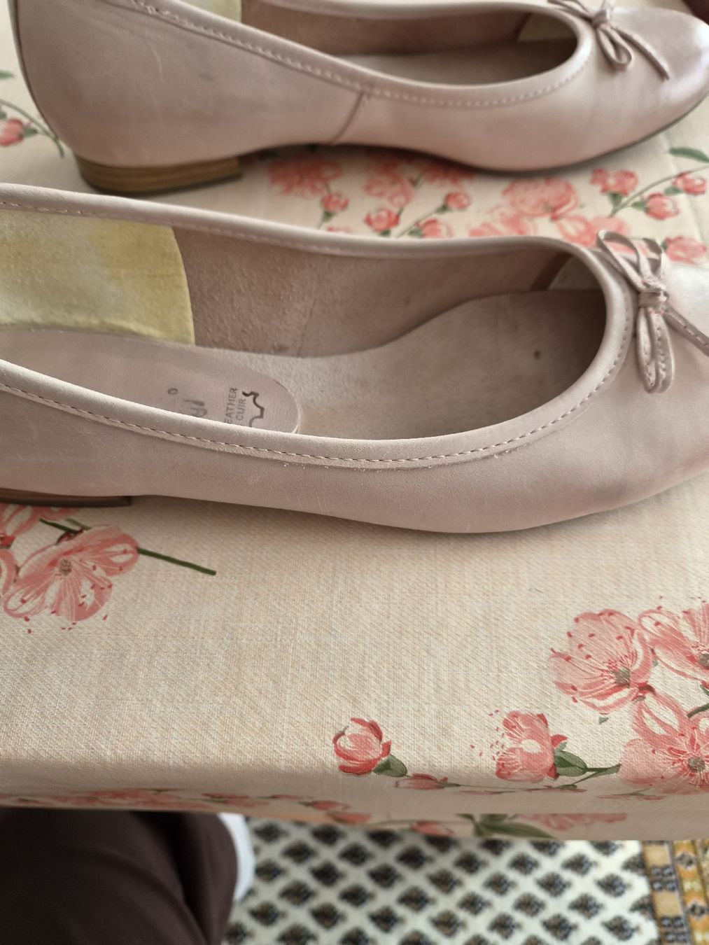 Tamaris Damenschuhe: Damenschuh Gr.39 Leder Tamaris rosa – Gebraucht aus Gelterkinden von amalfi46 1