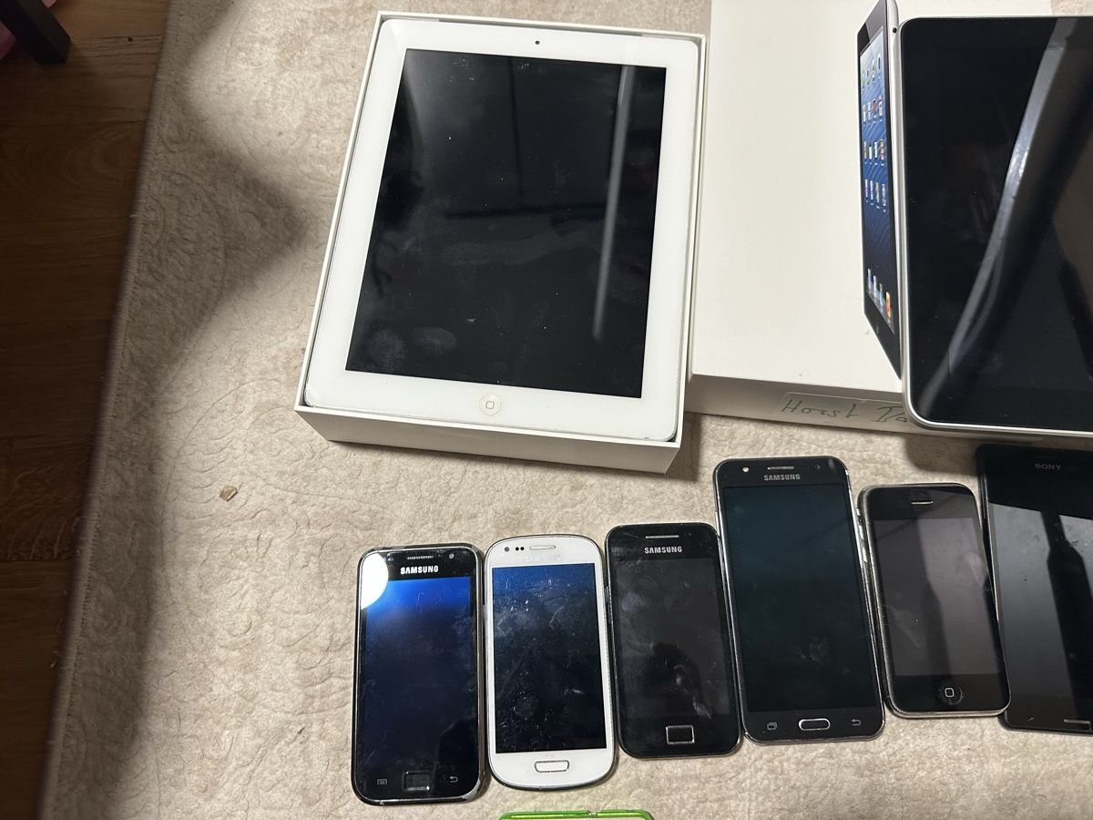 Apple Telefoni cellulari / Smartphones: Handy Smartphone iPhone iPad Samsung  – Difettoso da Heerbrugg venduto da Amazon38 2