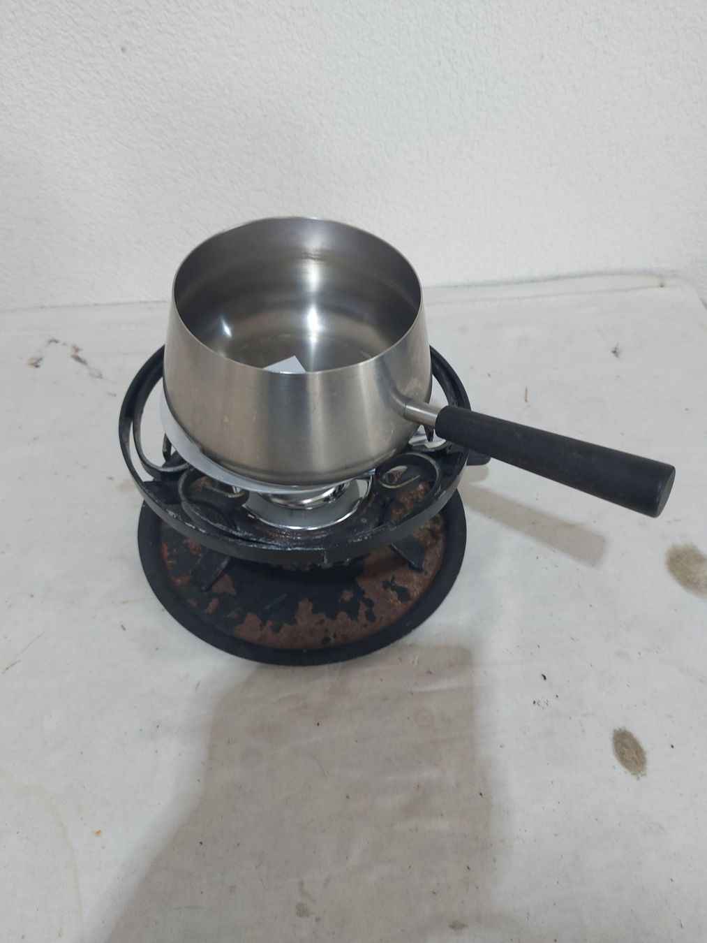 Küchengeräte: Fondue Sets mit Caquelon und Rechaud (9) – Gebraucht aus Rheinau von profitronic.shop