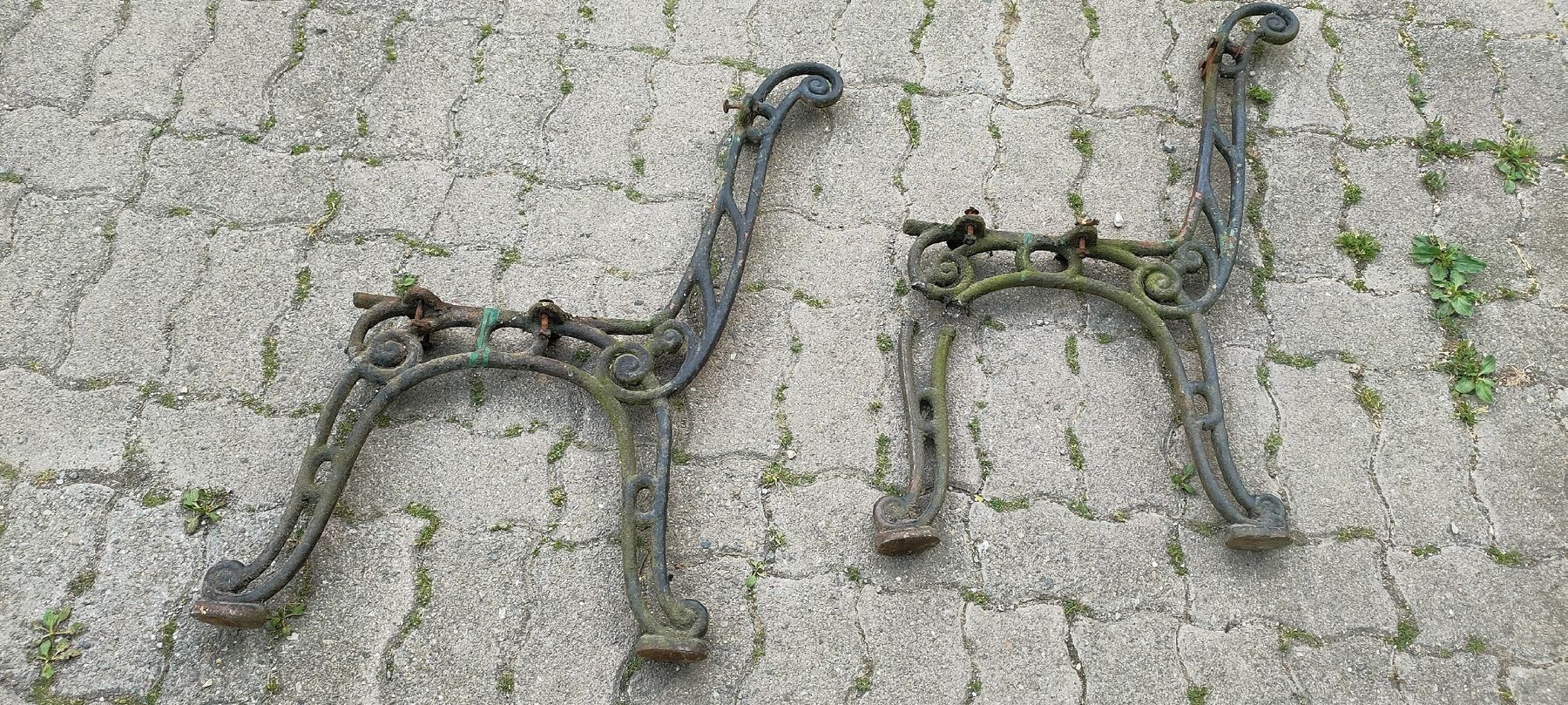 Sonstige Dekorationen & Accessoires: Gusseisen Bank Ständer – Gebraucht aus Eschenz von ente27 4