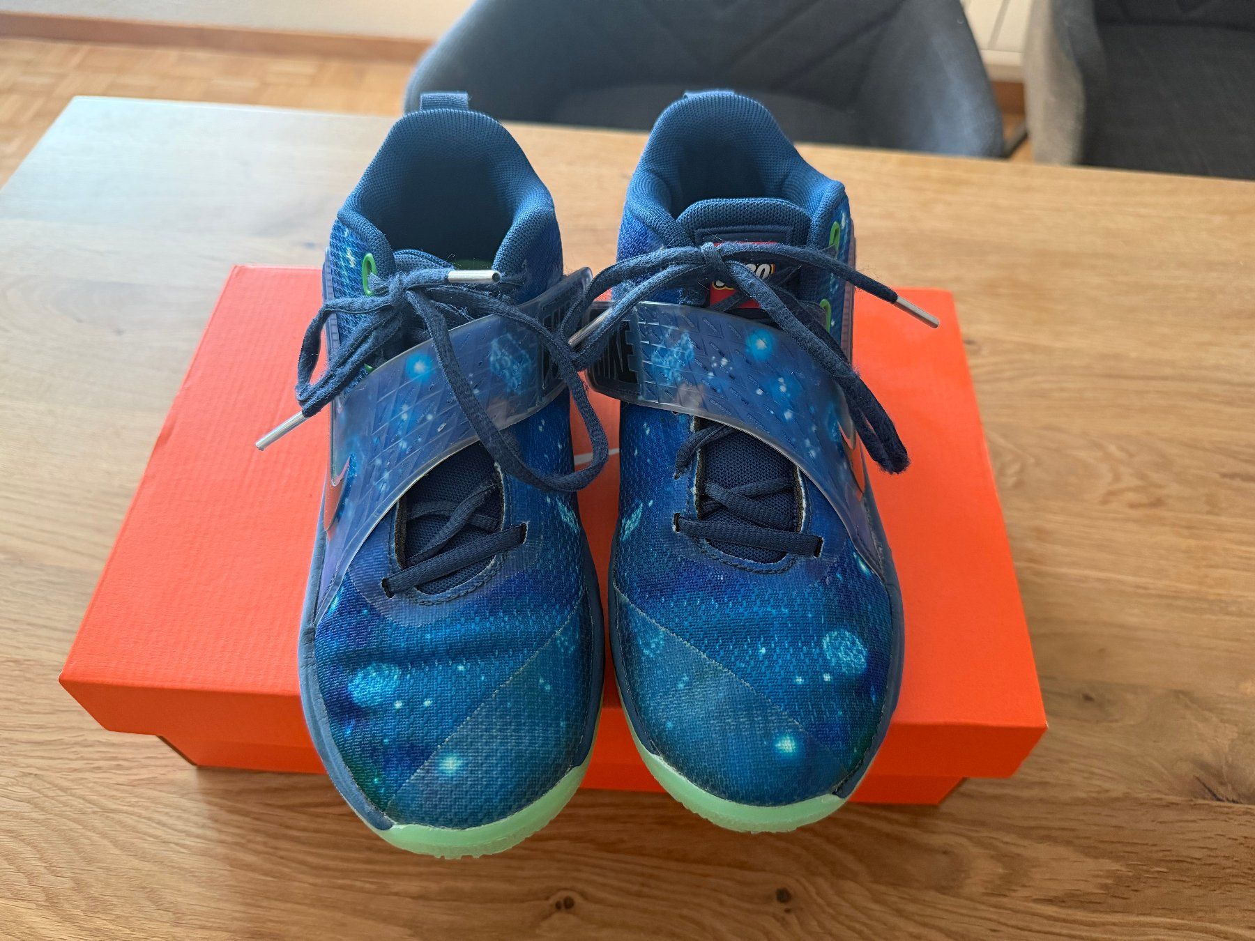 Nike Scarpe da uomo: Nike Hustle D 12 x LEGO Collection Gr. 36 – Usato da Schlieren venduto da Creichen1 2