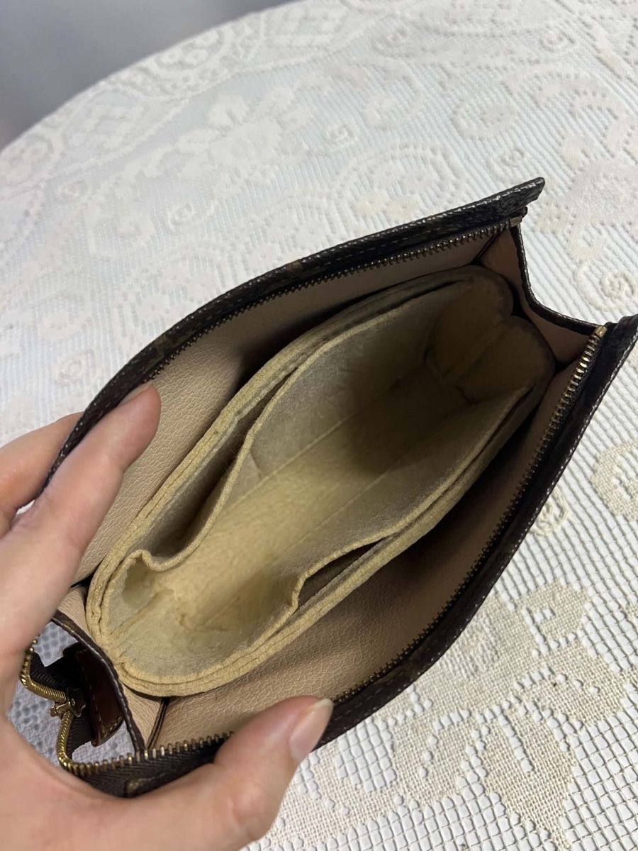 Louis Vuitton Borse: Louis Vuitton Toiletry Pouch 19 cm – Usato da Widnau venduto da Pukpan_99 5