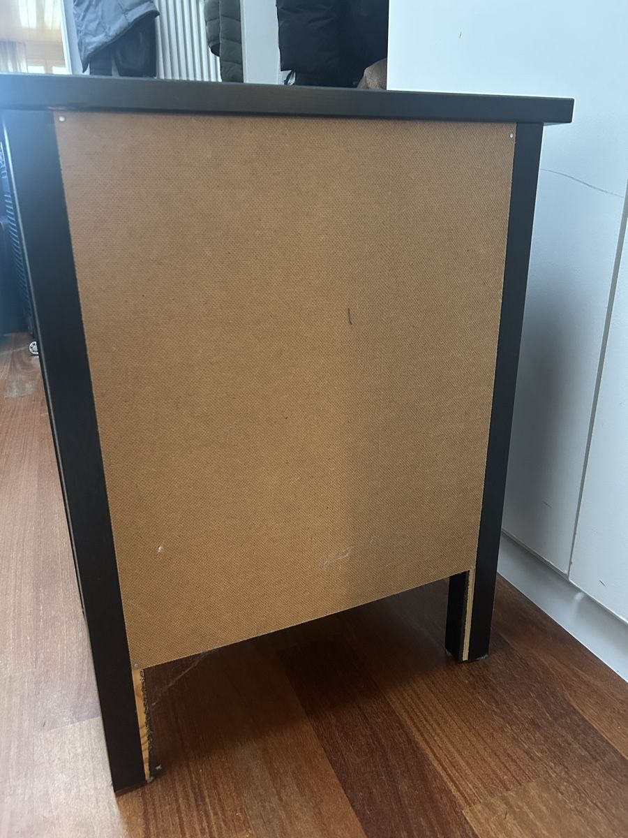 Ikea Comodini: HEMNES Kommode mit 2 Schubladen | Schwarz  – Usato da Rotkreuz venduto da Kircholm1605 2