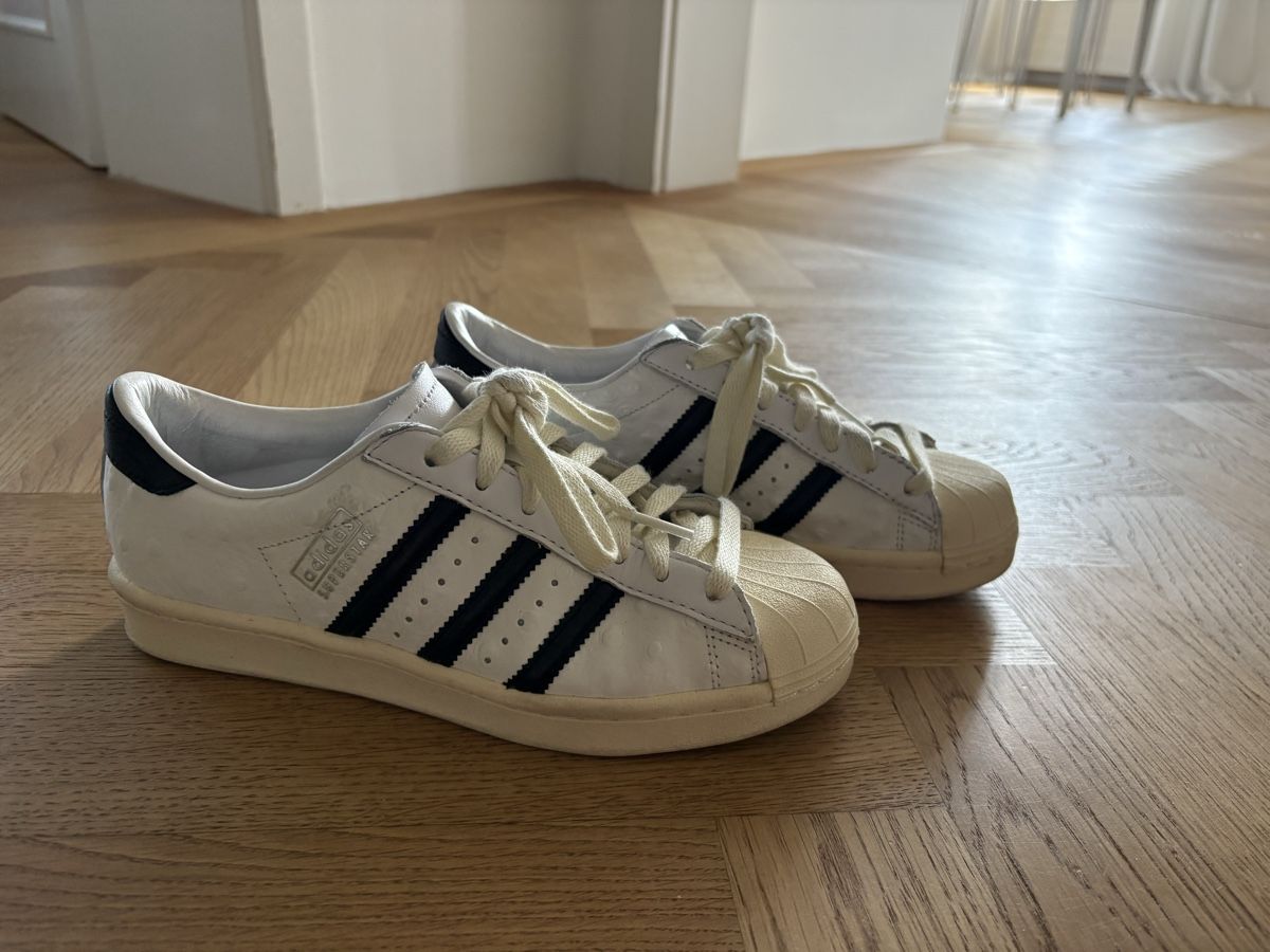 Adidas Scarpe da donna: Adidas Superstar Sneaker – Usato da Bern venduto da nin_y967 3