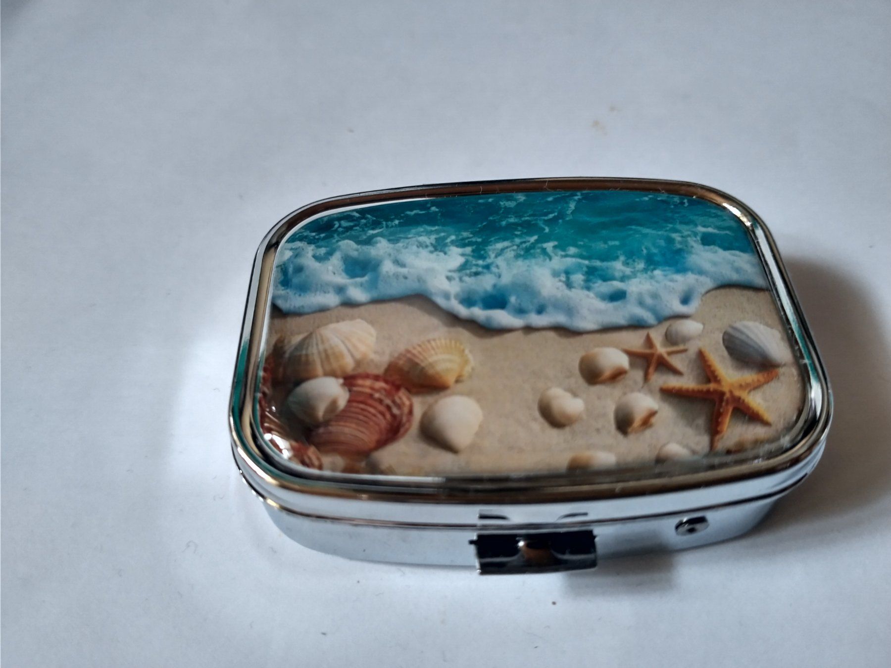 Altro in Cosmetici & Cura: Süsse Pillendose mit Strandmotiv – Nuovo (secondo la descrizione) da Löhningen venduto da Chimae67 1