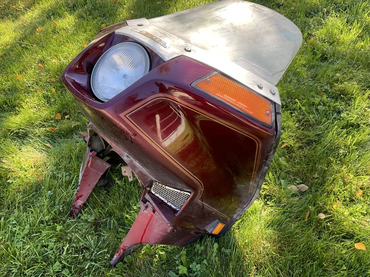 Honda Tutti i ricambio per moto: Verschalung Honda 650GL Silver Wing – Usato da Blausee Mitholz venduto da mic_jhr9 3