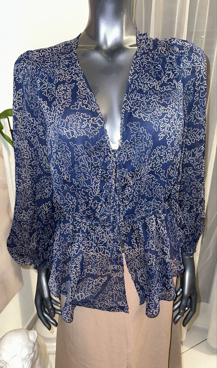 Ted Baker Blusen: TED BAKER BLUSE GR. M (3) neuwertig – Neu (gemäss Beschreibung) aus Unteraegeri von MH203