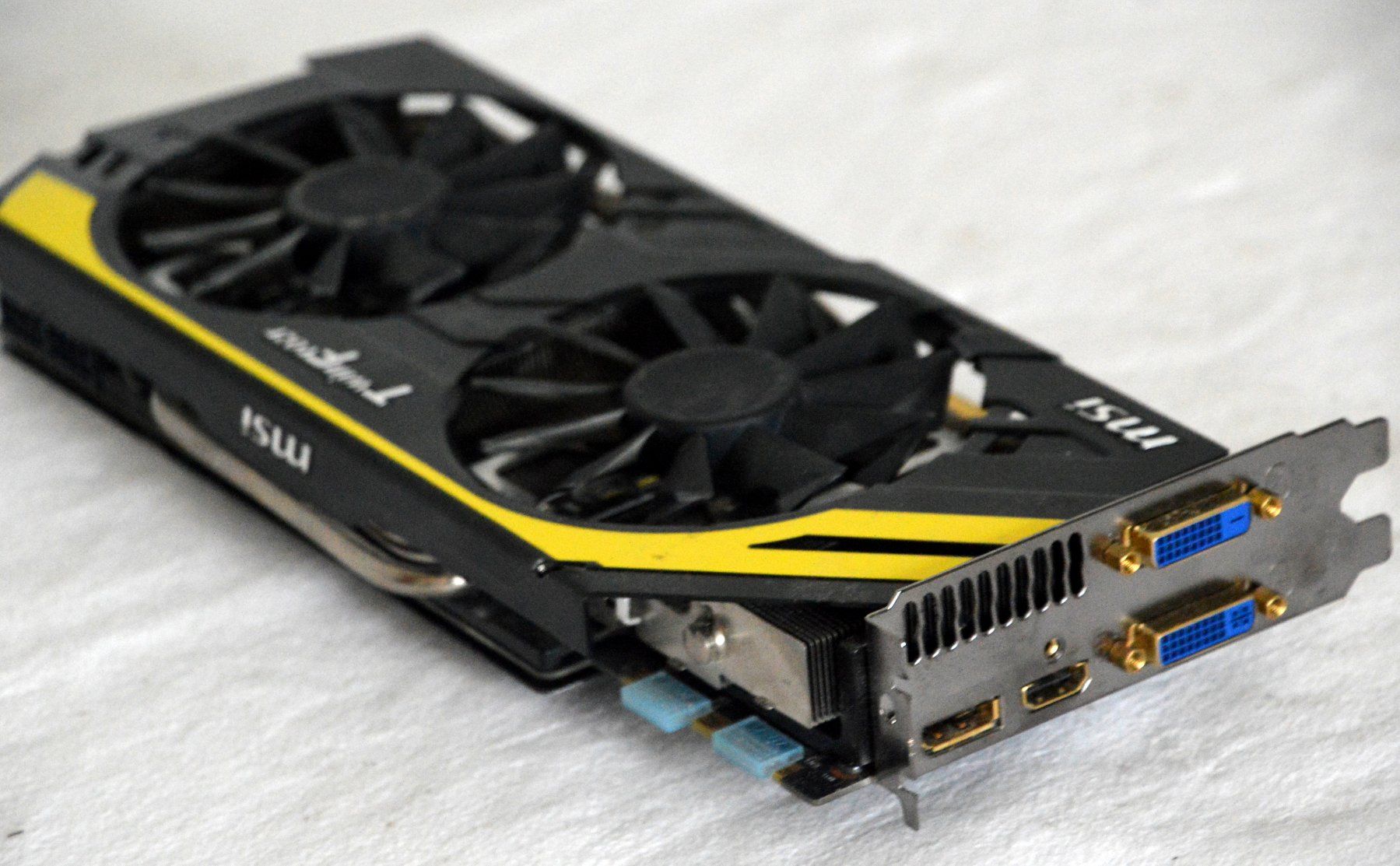MSI Grafikkarten: MSI N770 Lightning NVIDIA GeForce GTX 770 PCI Express – Gebraucht aus Collonges von arashee 2