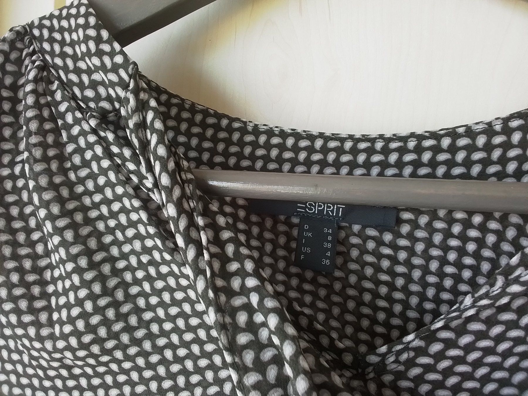 Esprit Vestiti: ESPRIT Kleid Grösse 34(36) – Nuovo (secondo la descrizione) da Heimberg venduto da sunny1970