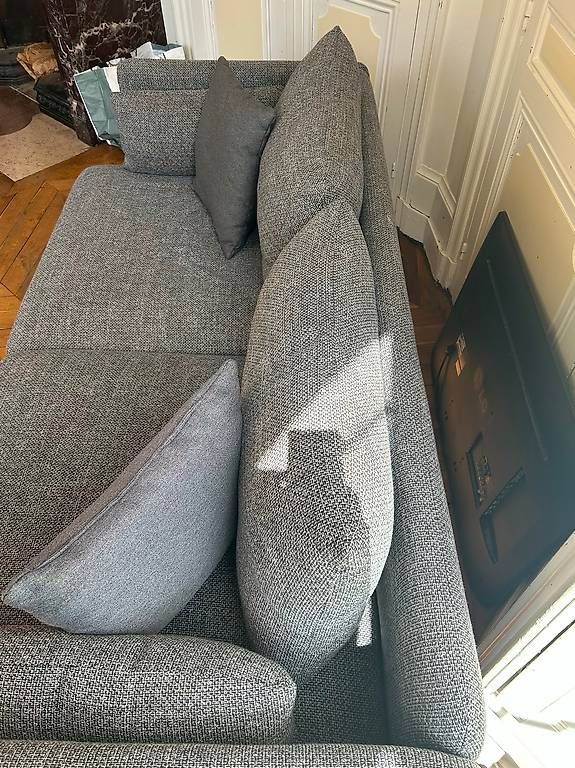 Ikea Divani: Canapé IKEA gris 3 places – Usato da Genève venduto da Antonio237 1