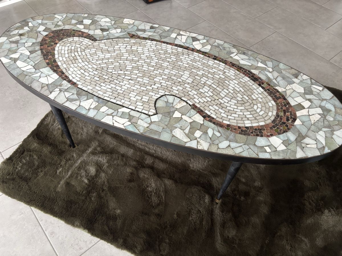 Tische: Table basse ovale mosaïque vintage – Gebraucht aus Collombey von san_yr8h
