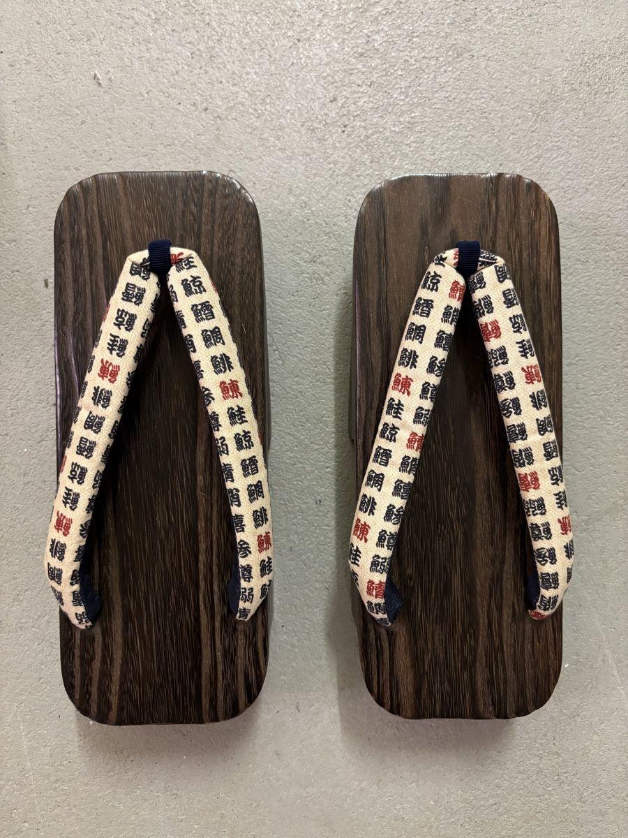 Scarpe da uomo: Japanische Zoris – Nuovo (secondo la descrizione) da Stallikon venduto da Micha32