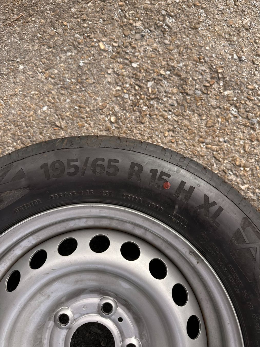 Continental Pneus & Kompletträder: 4 Roues Continental 195/65 R15 92H – Gebraucht aus Romont FR von Thoma_bdn 3