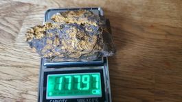 Grosser Boulder Opal