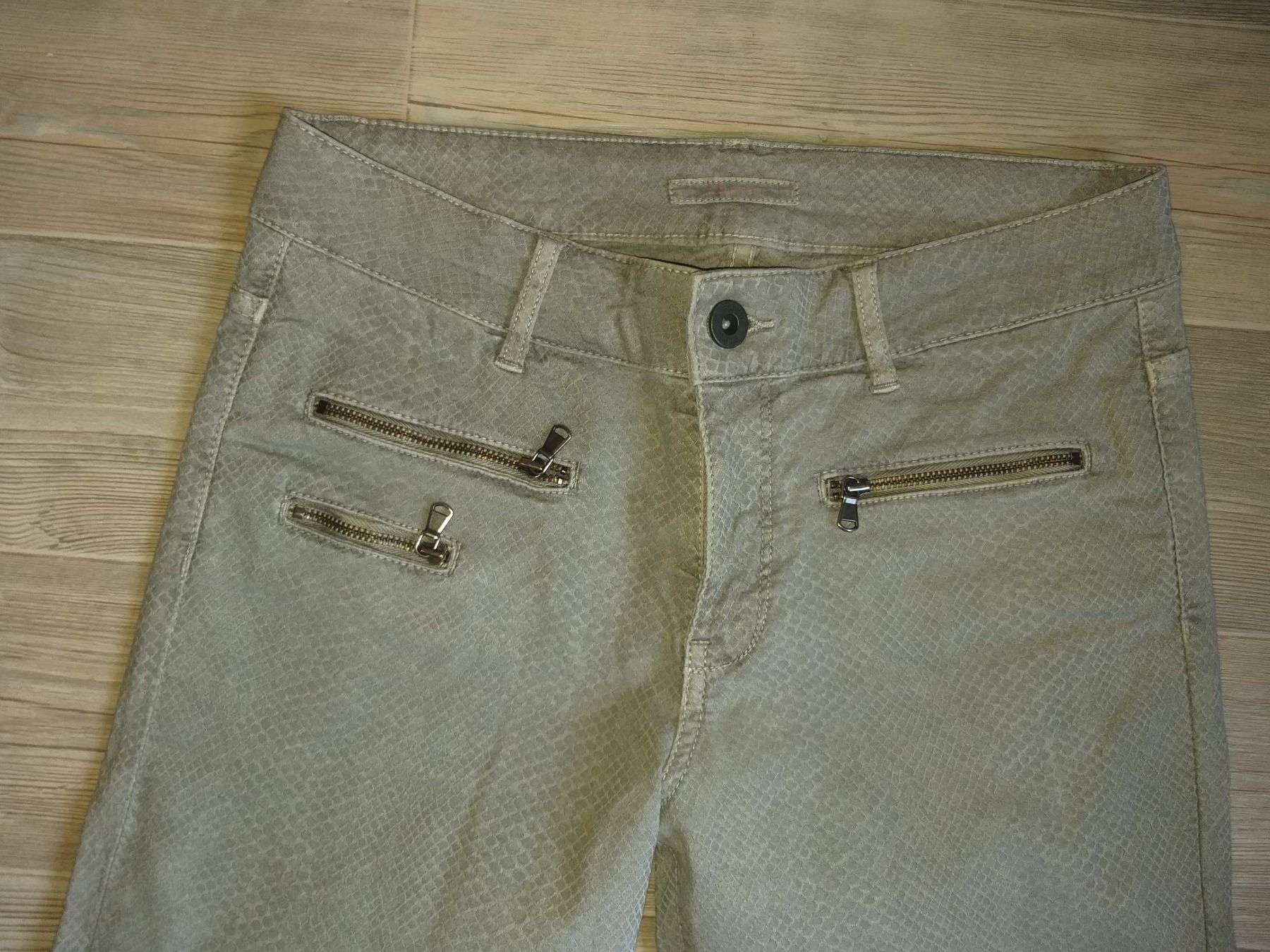 Esprit Pantaloni: Pantalon ESPRIT /  Hose ESPRIT  Taille / Grosse 34 CH – Usato da Cossonay-ville venduto da Super-Price-Quality 1