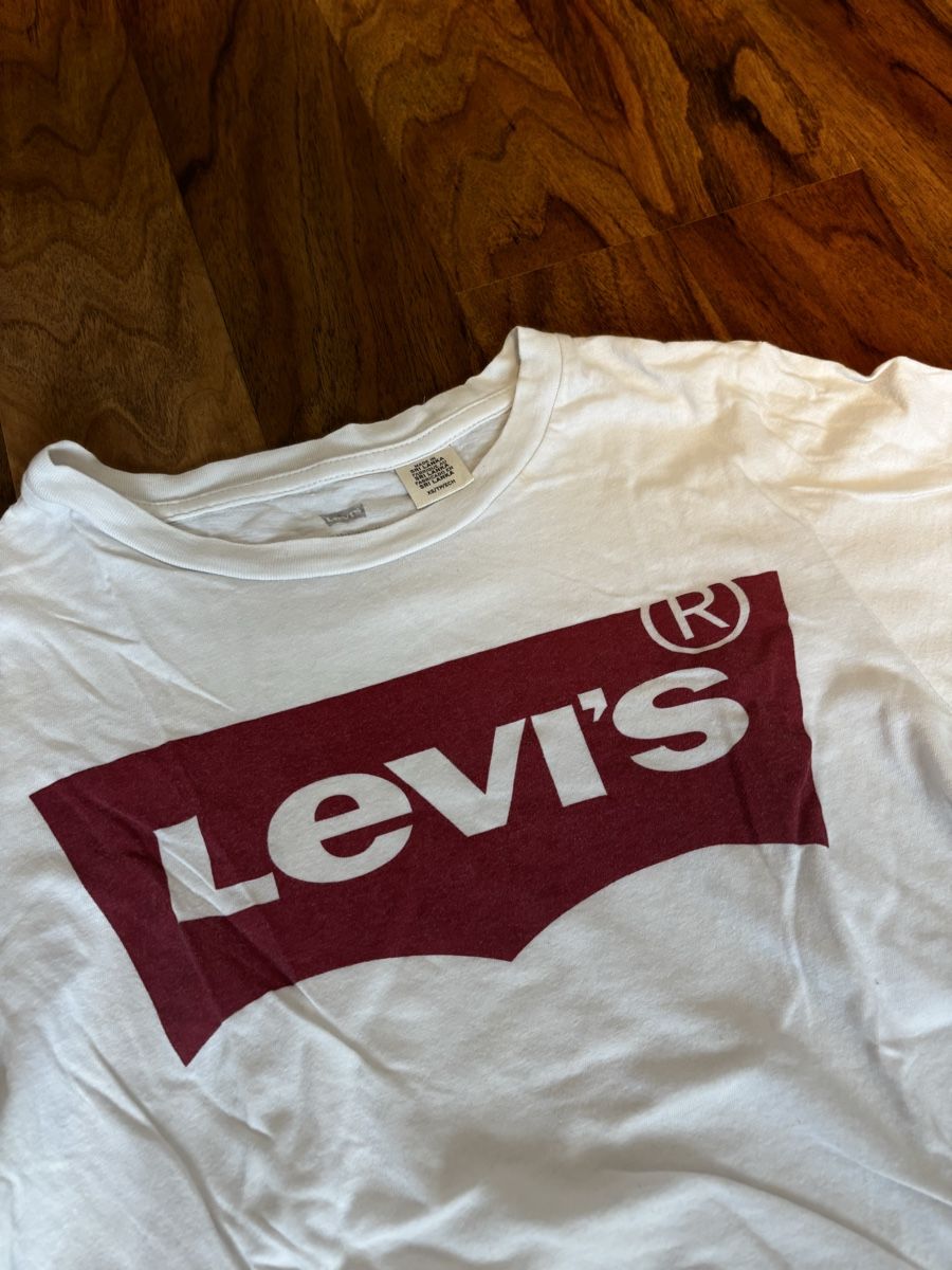 Levi's T-shirt: Levis T-Shirt Damen | XS – Usato da St. Gallen venduto da NPC_mit_Twint 1