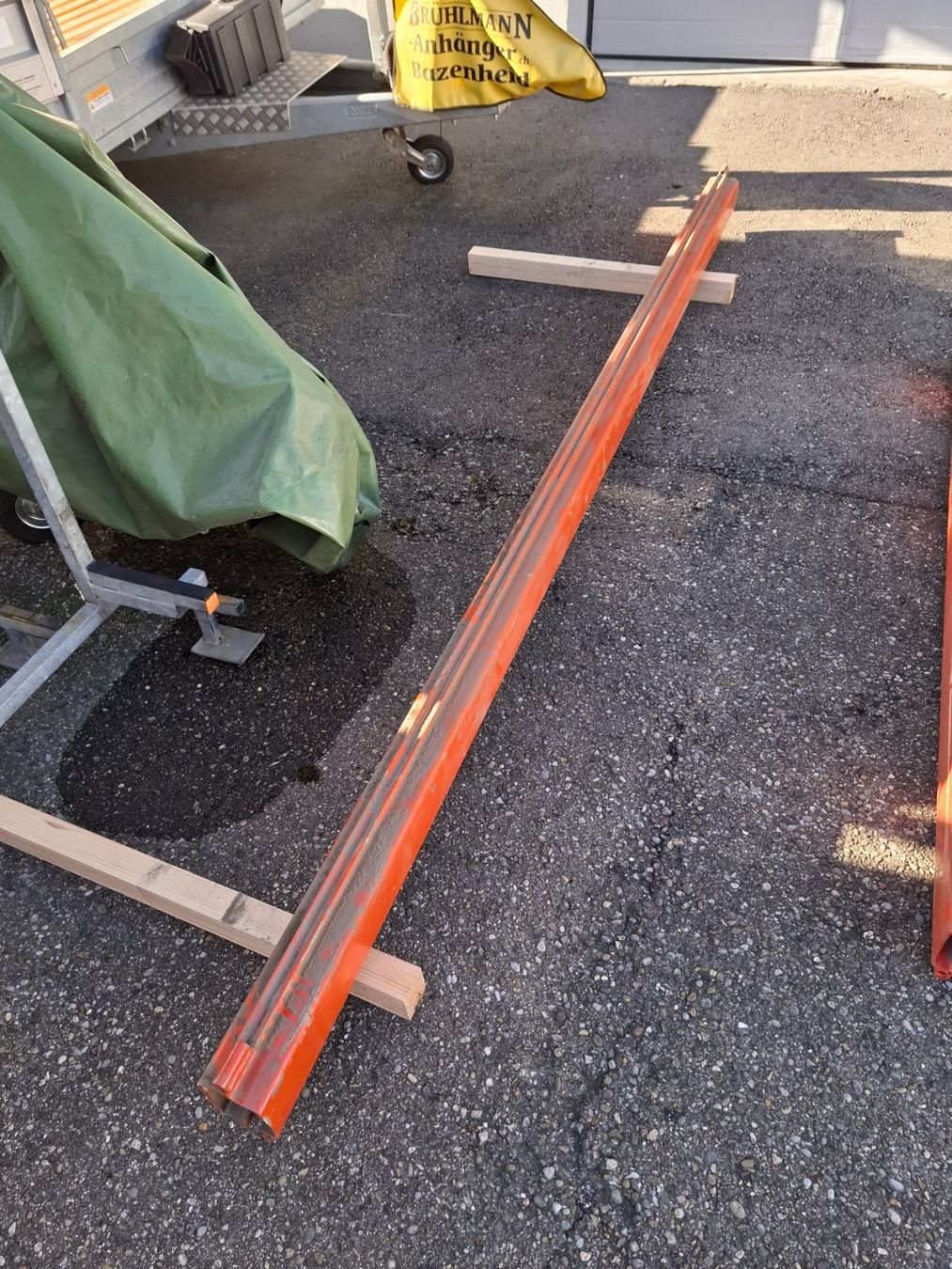 Demag Gru: Demag Kranschiene Träger, 3.3m – Usato da Ermenswil venduto da Cook3