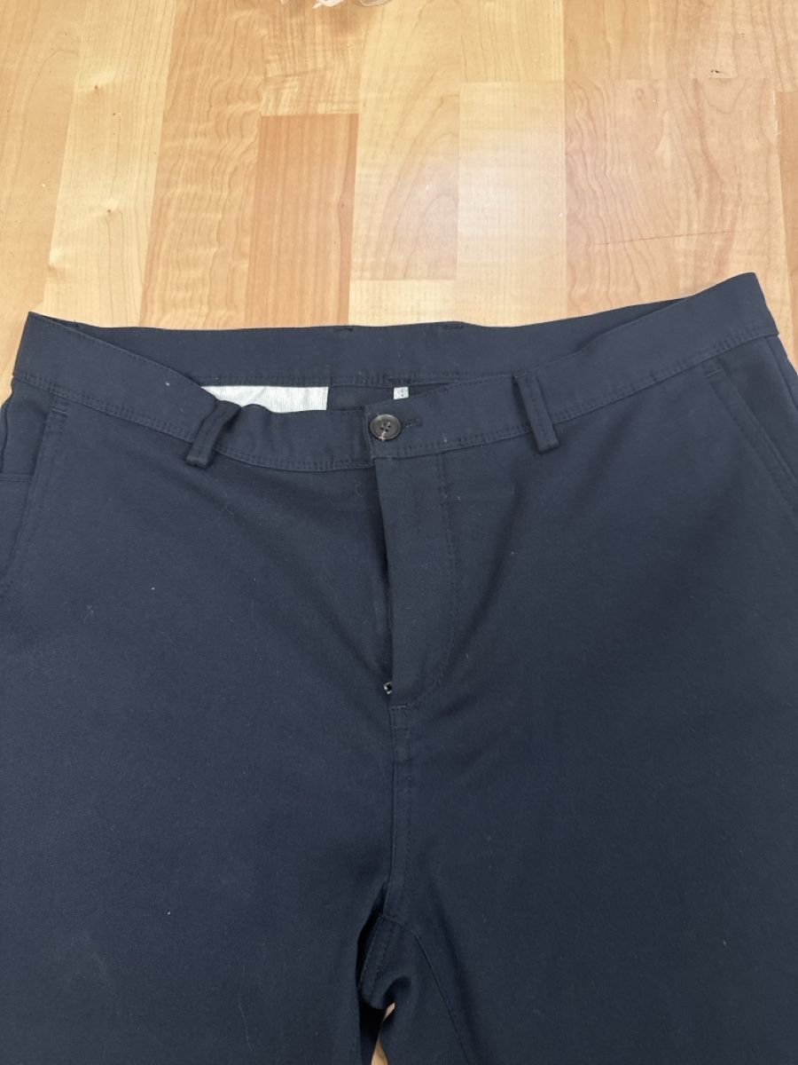 Zara Pantaloni: Zara Herren Hose schwarz Grösse 34  – Usato da Oberweningen venduto da Jogi2 1