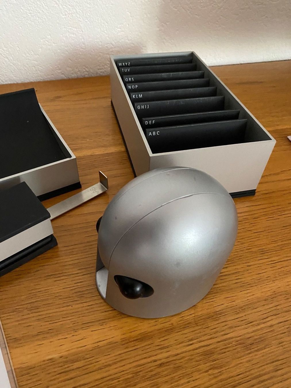 Alle Werkzeuge: Garnitures de bureau Norman Foster – Gebraucht aus Roche VD von luc_jwm5 3