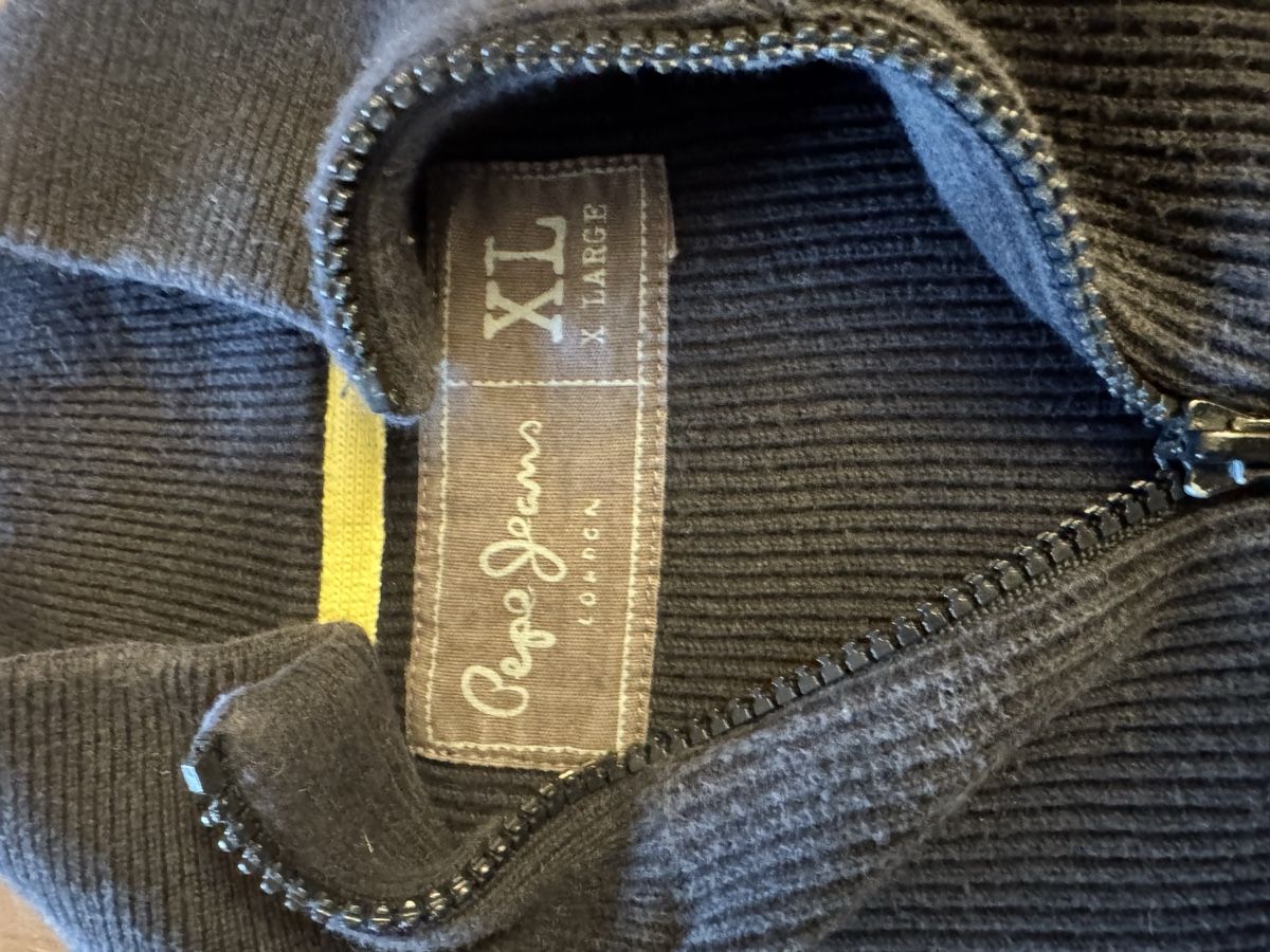 Pepe Jeans Maglioni & Felpe: Pully pepe jeans XL – Usato da Küssnacht am Rigi venduto da ciucchino 1