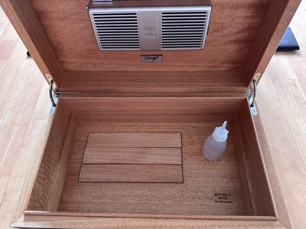 Humidor Davidoff Ambassador Winston Churchill WSC London Kaufen auf