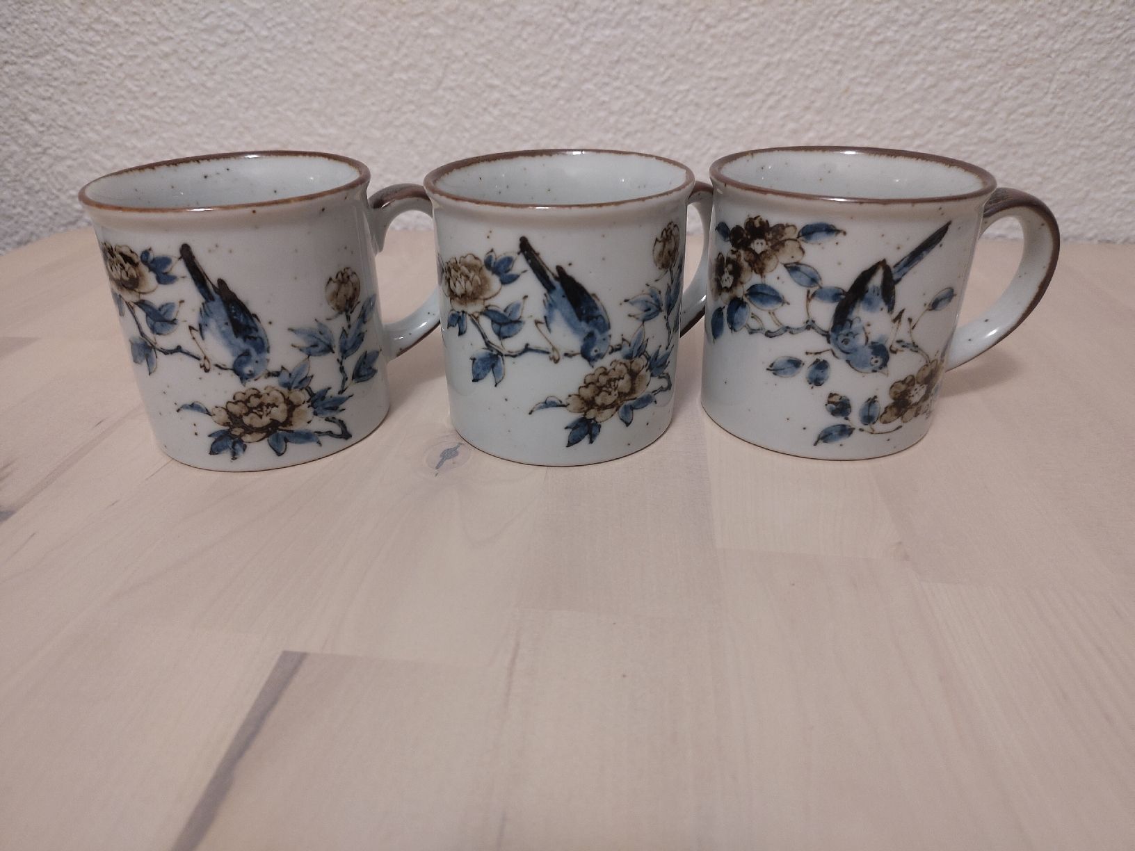 Set di piatti: Tee- oder Kaffeeservice mit Vogelmotiv – 3 teilig – Usato da Bern venduto da nik_nxd9