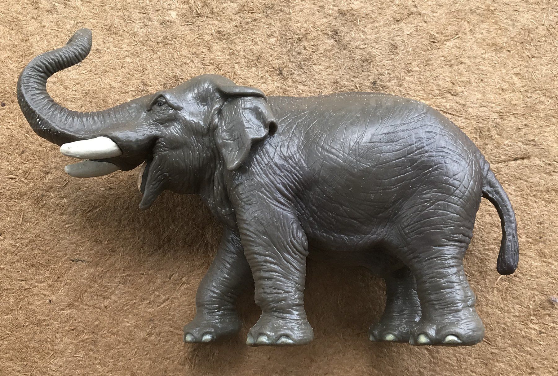 Schleich Statuette: SCHLEICH ELEFANT – Usato da Ostermundigen venduto da Wyatt-Earp 2