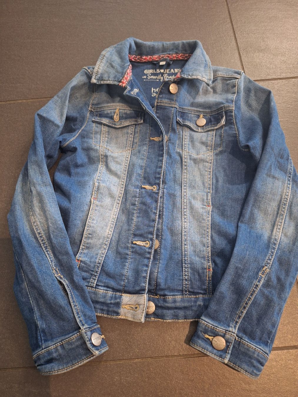 C&A Giacche & Cappotti: Jeansjacke C&A blau Gr. 140  – Usato da Brittnau venduto da Norge77