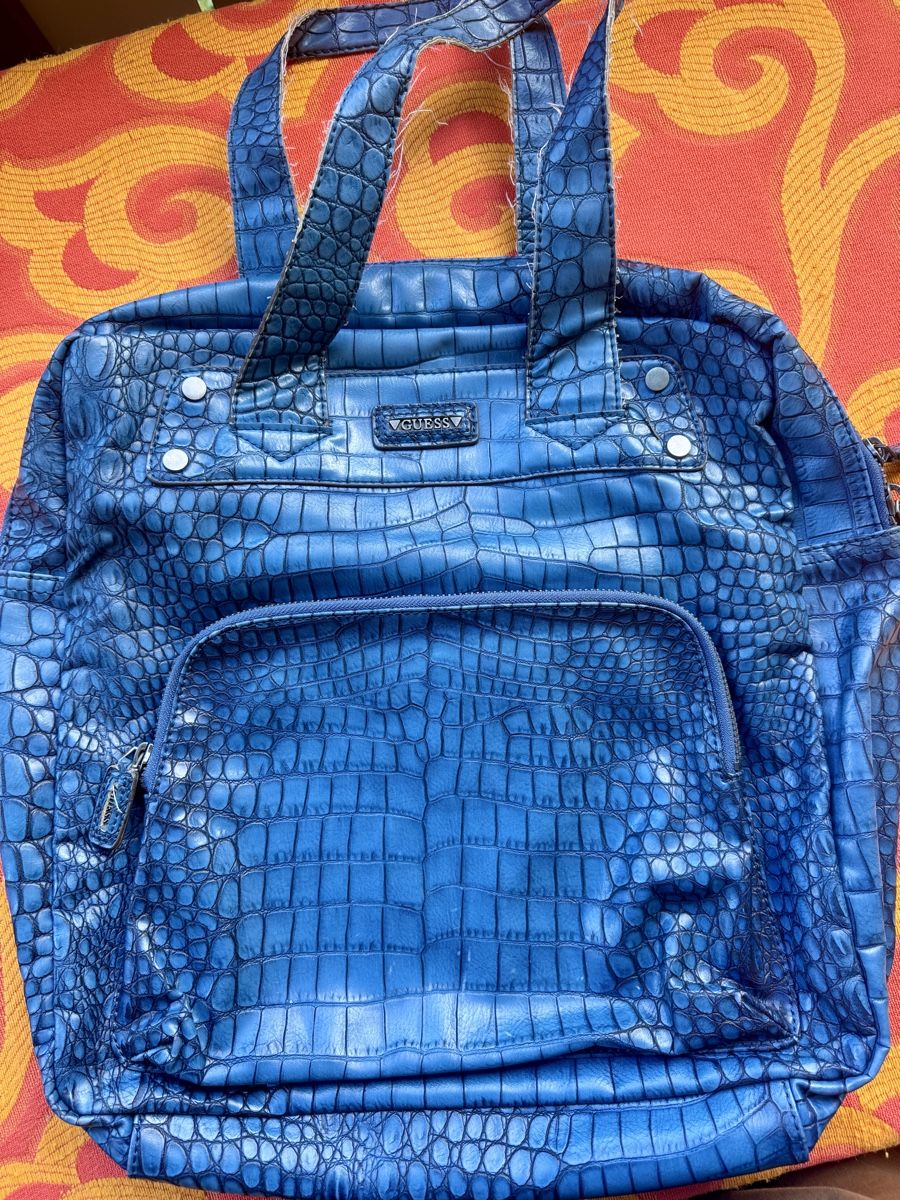Guess Borse: GUESS Handtasche Kroko-Optik, blau – Usato da Zürich venduto da pilatus777