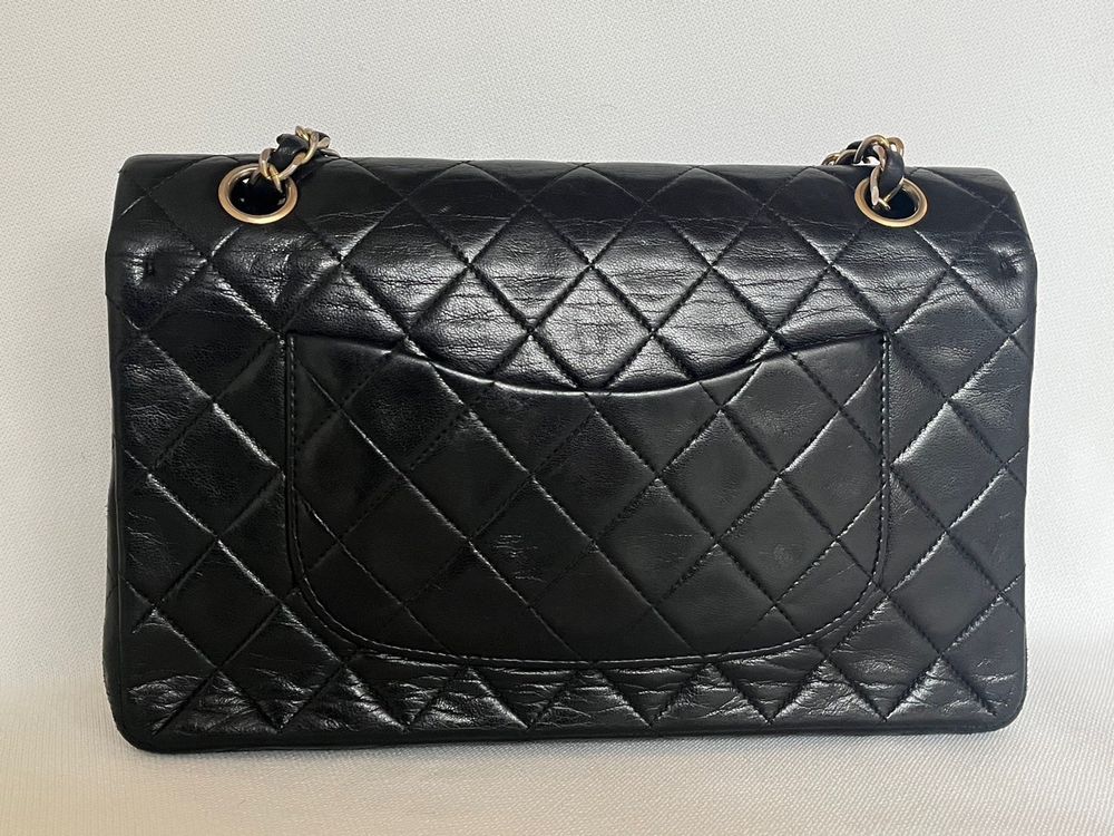 CHANEL Classic Medium Double Flap Bag (Gebraucht) in Zürich für