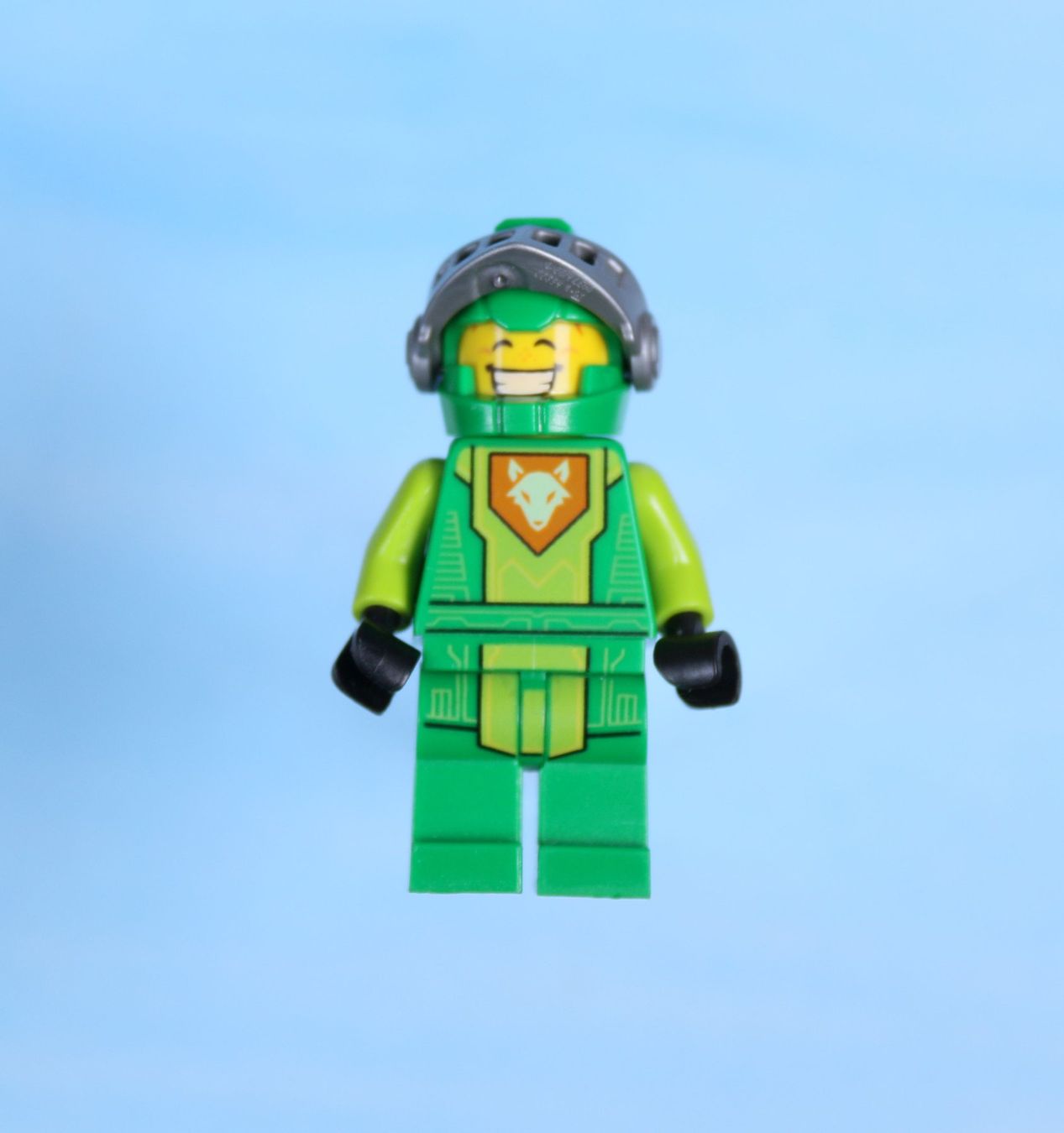 Lego Giocattoli: LEGO Minifigur  Aaron Fox - Flat Silver Visor – Usato da Hettlingen venduto da Scholi99
