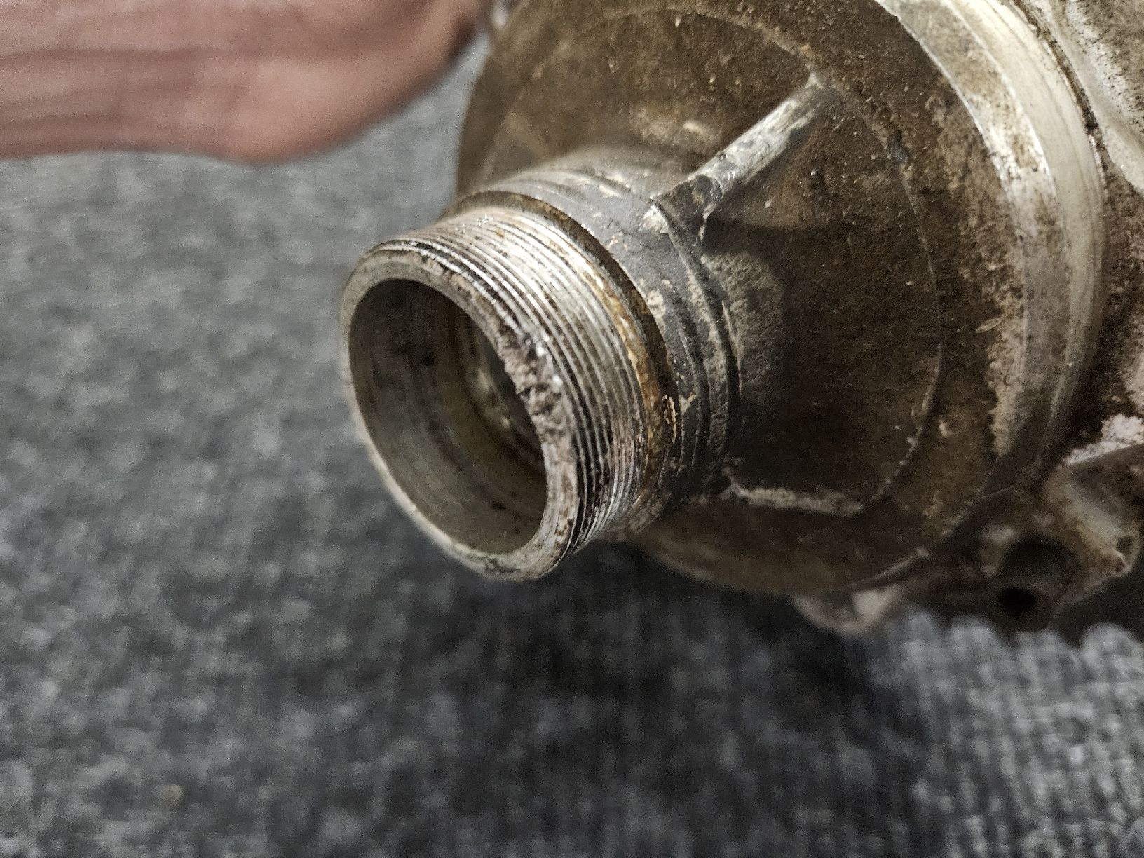 Puch Pièces pour mobylette: Puch Hinterradnabe Gussfelge – D'occasion à Mellingen par Mech-Service 8