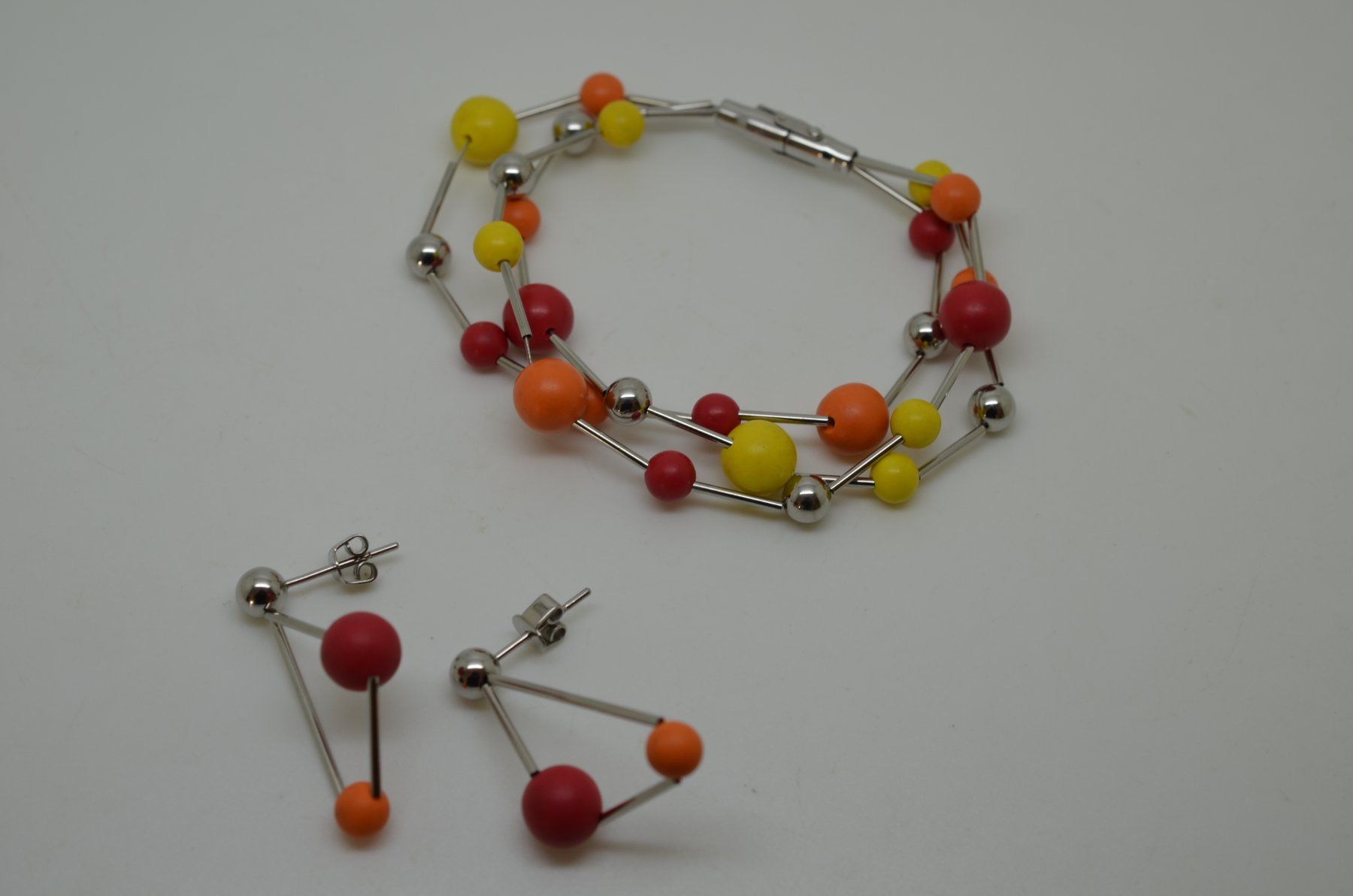 Swatch Altri gioielli: 2 bijoux Swatch BO + bracelet taille S – Usato da La Croix (Lutry) venduto da OMEGA07