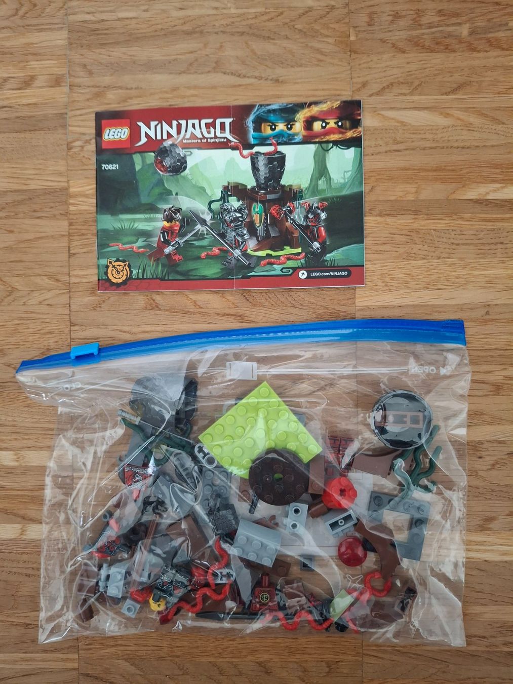 Lego Kit di costruzioni: Lego Ninjago 70621 - Vermillion Attack – Usato da Emmenbrücke venduto da ruf_fsy9