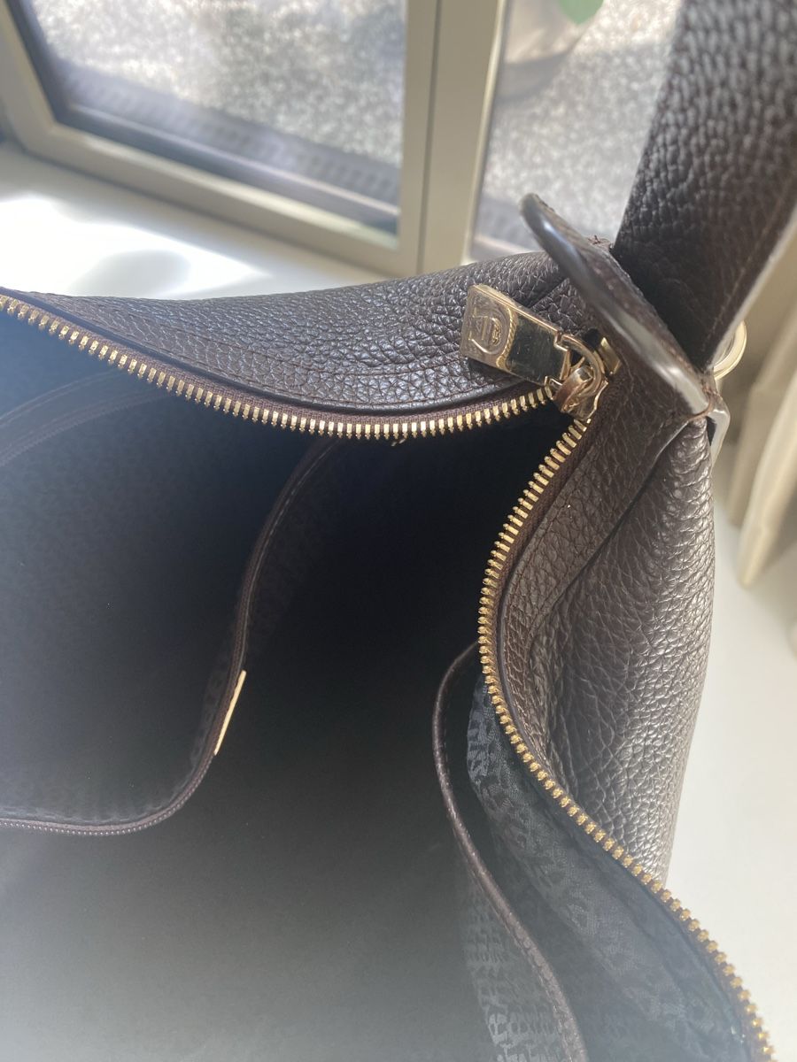 Aigner Sacs femmes: Aigner Ledertasche – D'occasion à Widen par juinl 7