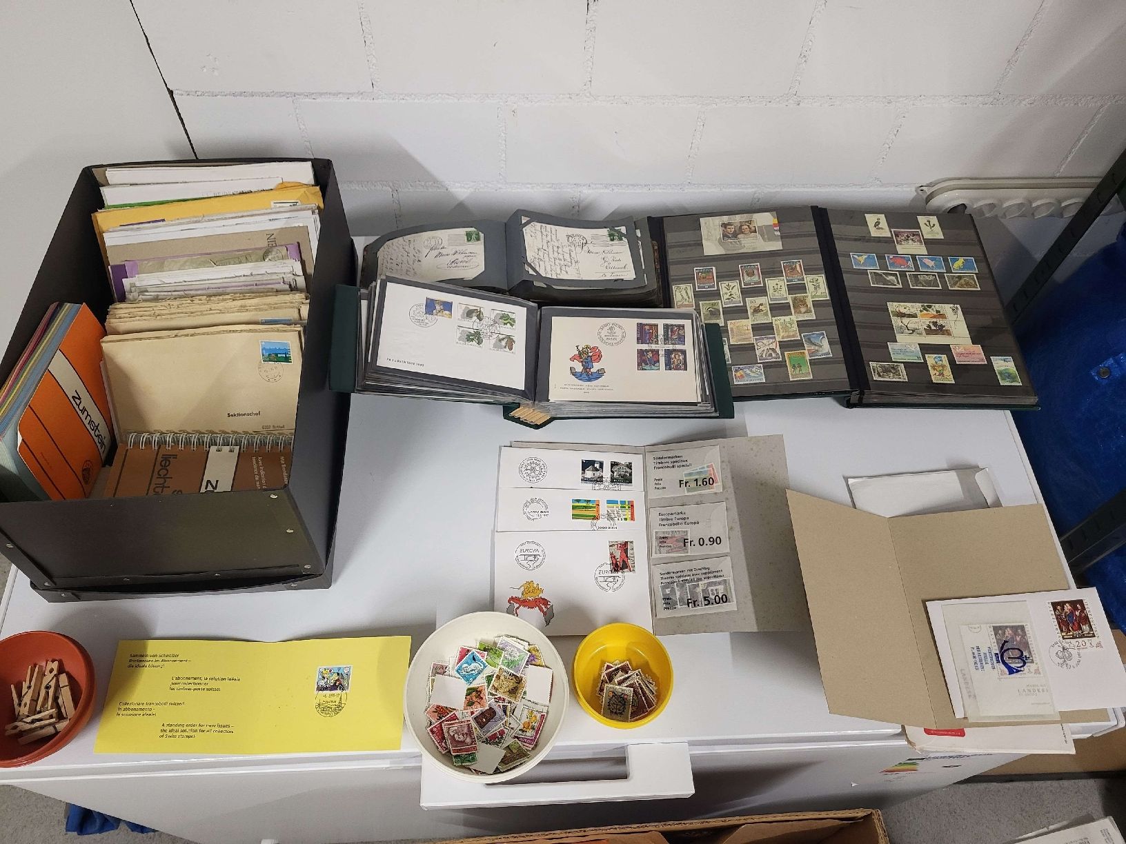 Tutti i francobolli: Grosse Briefmarkensammlung – Usato da Sursee venduto da tabsch