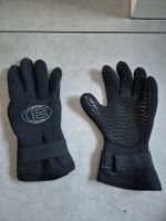 Gants en néoprène noir taille M utilisés au lac uniquement