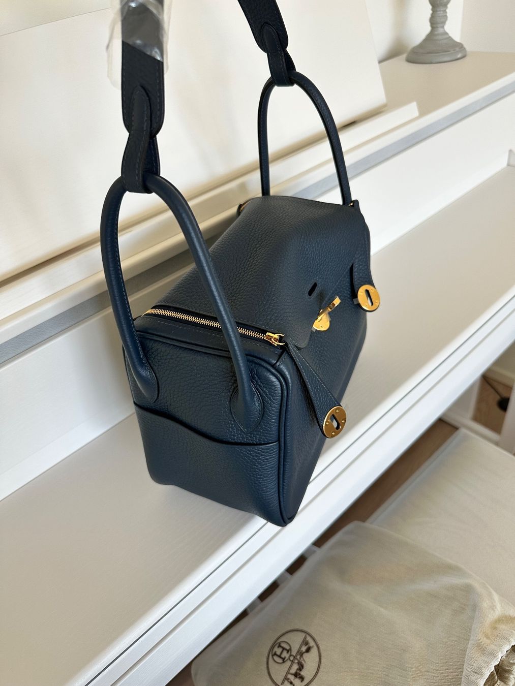 Hermès Taschen für Damen: Lindy 26 – Neu und originalverpackt aus Zürich von Zurich_sale23 3
