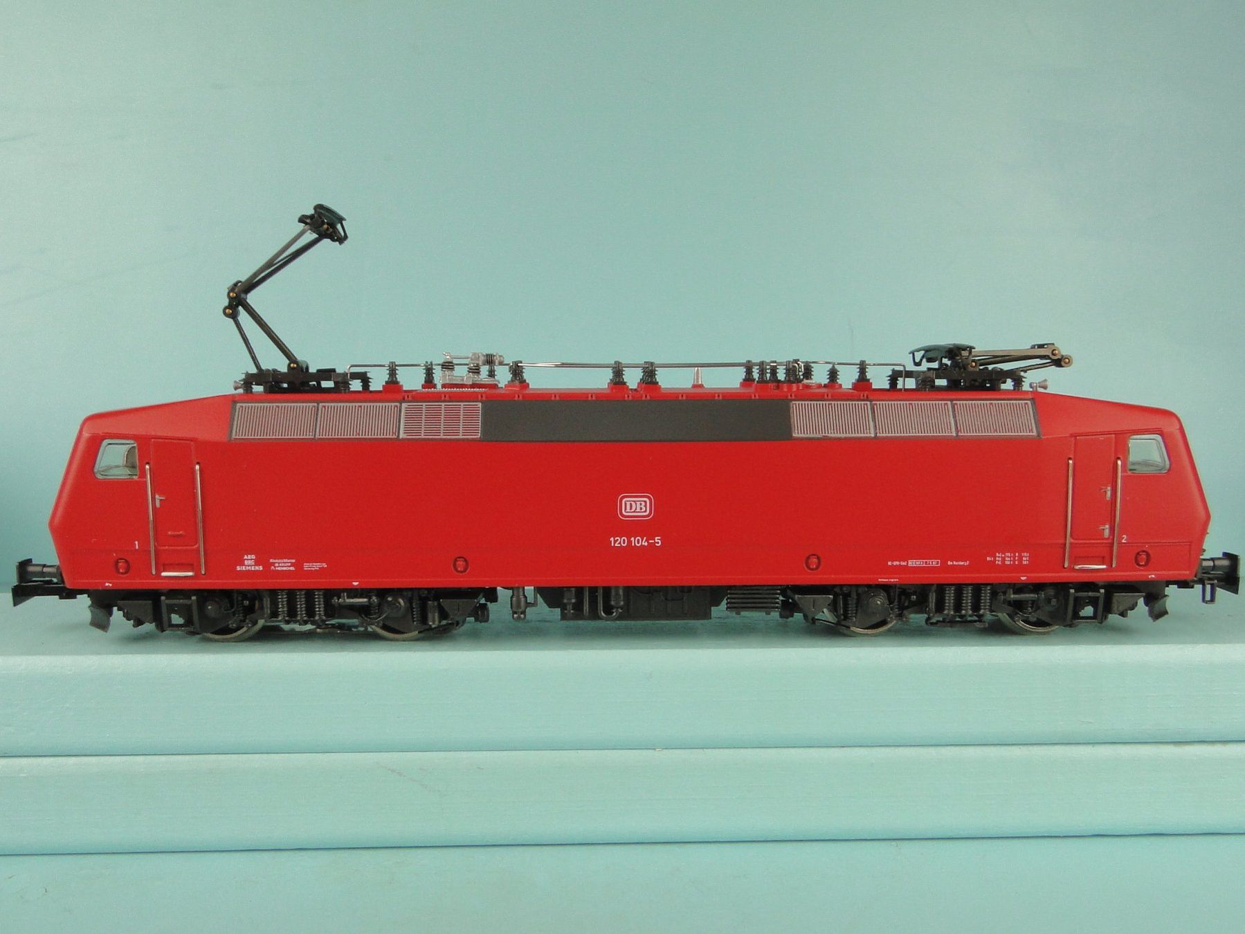 Märklin Modellini di ferrovie: Märklin 3553 BR 120.1, MFX – Usato da Bülach venduto da cann11 2