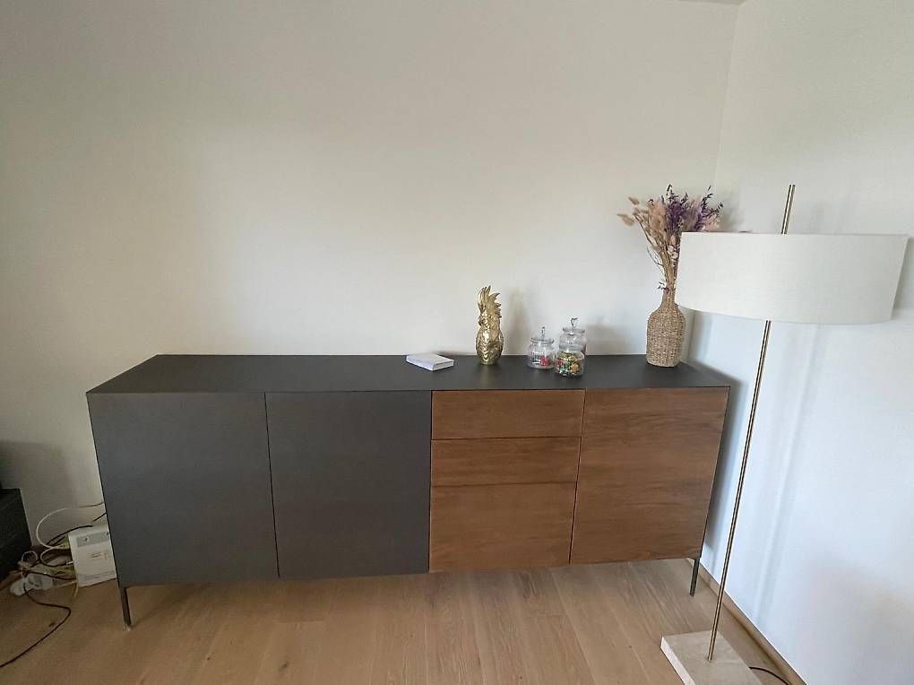 Pfister Cassettiere: Wunderschönes Sideboard von Pfister – Usato da Obfelden venduto da Miriam033