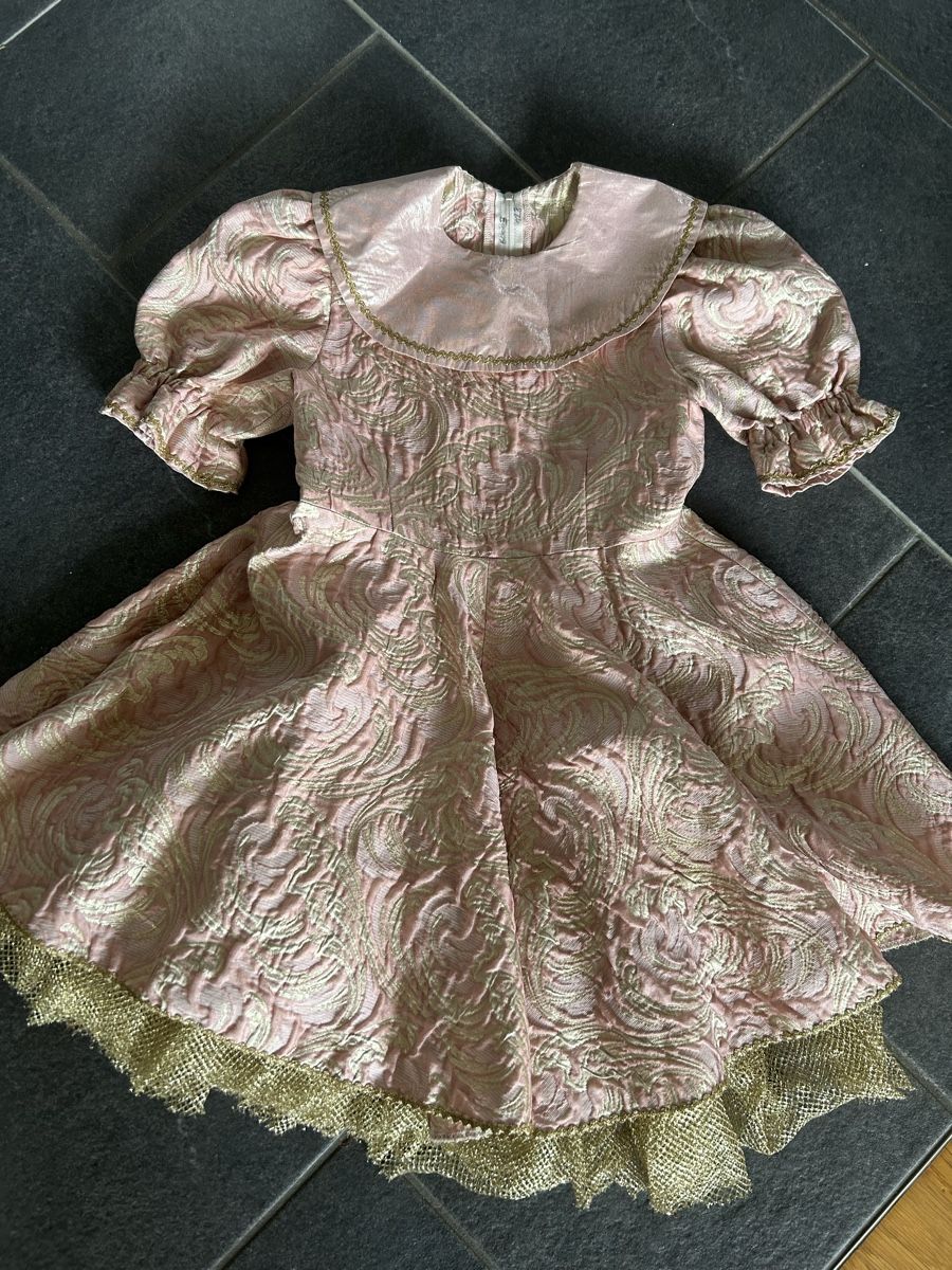 Costumes: Fasnachtskostüm Prinzessin Gr. 128 – D'occasion à Sins par cristalli