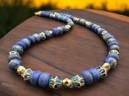 Halskette mit Lapislazuli, 18 K vergoldeter Hämatit Neu