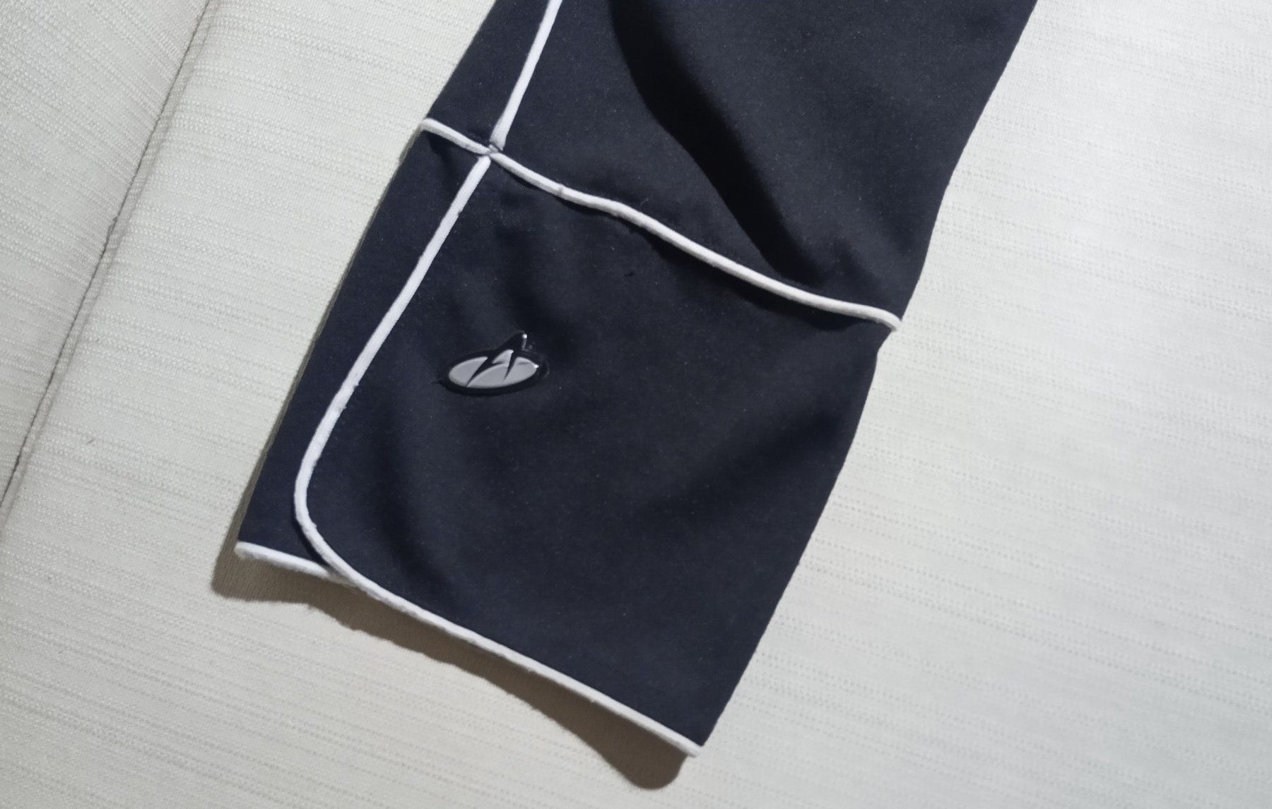 Pantaloni: Y2K Designer Hose mit Reissverschluss Dr Astic M Techno – Usato da St. Gallen venduto da Hereplaysmusic 2